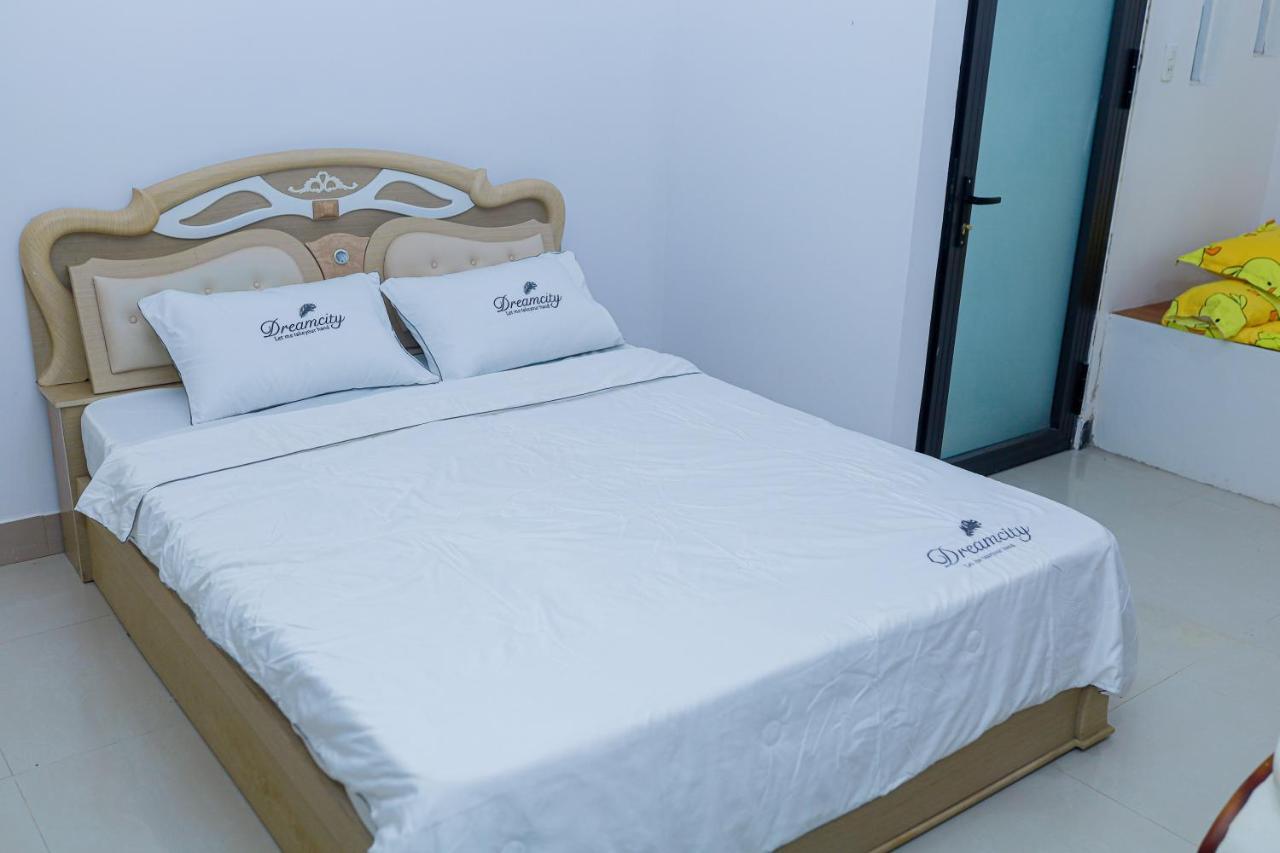 Gio Homestay - Плейку Экстерьер фото