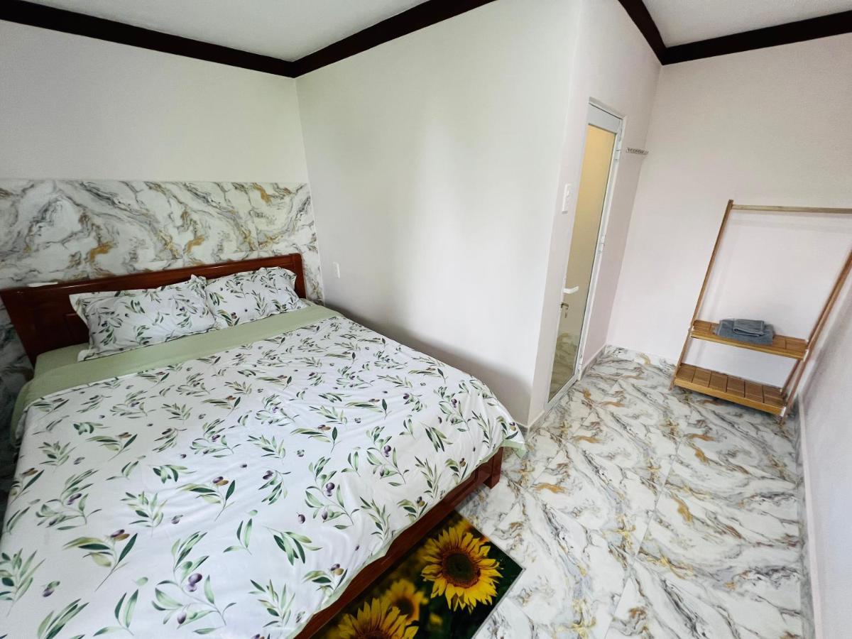 Gio Homestay - Плейку Экстерьер фото
