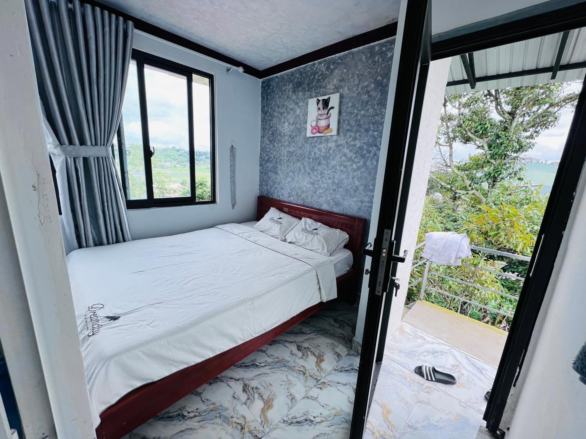 Gio Homestay - Плейку Экстерьер фото